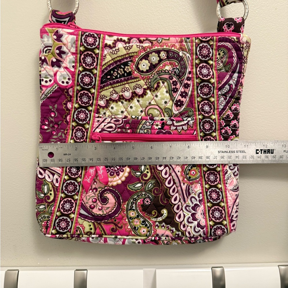 Vera Bradley Hipster and ID Wallet in Very Berry Paisley - Picture 9 of 10